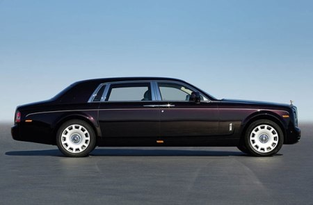 Rolls-Royce liên tục lập kỷ lục doanh số - 1 Xe Rolls-Royce Phantom Extended Wheelbase phiên bản 2013