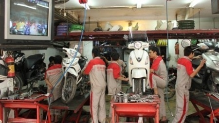 Dịch vụ bảo dưỡng xe máy đắt khách cuối năm