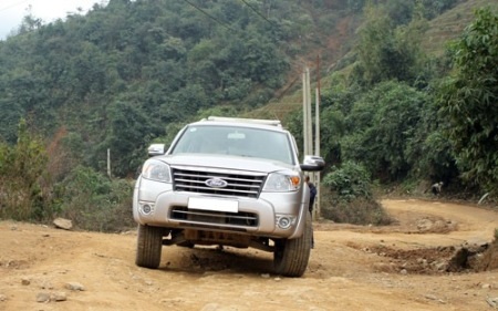 Những thói quen cần tránh khi lái xe qua đèo - 1 Những thói quen cần tránh khi lái xe qua đèo