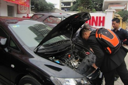 Thị trường ôtô nín thở chờ giảm phí trước bạ - 1 Thị trường ôtô nín thở chờ giảm phí trước bạ