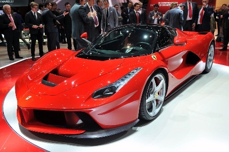 Diện kiến siêu xe kế nhiệm huyền thoại Ferrari Enzo - 1 Diện kiến siêu xe kế nhiệm huyền thoại Ferrari Enzo