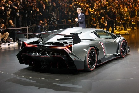 Veneno - Cột mốc nửa thế kỷ của Lamborghini - 12 Nhật Minh