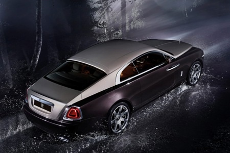 Wraith - Xe nhanh và mạnh nhất của Rolls-Royce - 4 Đồng hồ mặt tròn, kim số kiểu cổ điển trên táp-lô