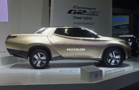 Mitsubishi GR-HEV Concept - Tương lai của Triton - 6 Nhật Minh