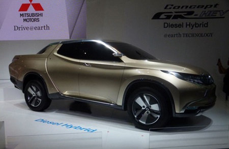 Mitsubishi GR-HEV Concept - Tương lai của Triton - 5 Nhật Minh