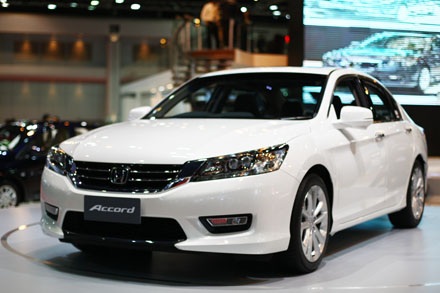 Ra mắt xe Accord thế hệ mới dành cho thị trường ASEAN - 1 Ra mắt xe Accord thế hệ mới dành cho thị trường ASEAN