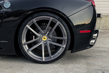 Khi “ngựa chiến” Ferrari California thay “vó” - 7 Nhật Minh