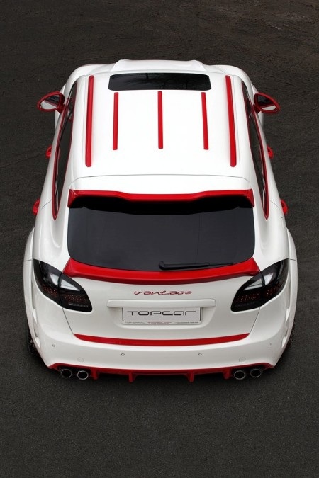 Tất cả các chi tiết lắp thêm được làm bằng vật liệu kevlar hoặc sợi carbon