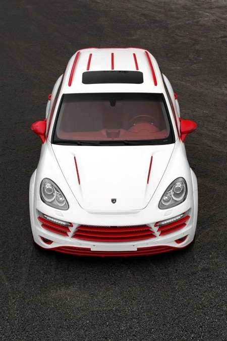 Rực rỡ Porsche Cayenne phiên bản độ Rồng đỏ