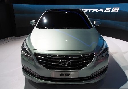 Hyundai trình làng xe Sonata "mini" - 3 Triển lãm ôtô Thượng Hải 2013 diễn ra từ ngày 20-29/4/2013.