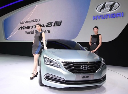 Hyundai trình làng xe Sonata "mini" - 7 Triển lãm ôtô Thượng Hải 2013 diễn ra từ ngày 20-29/4/2013.