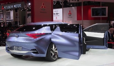 Nissan thử nghiệm thiết kế xe dành riêng cho phái mạnh - 9 Nhật Minh
