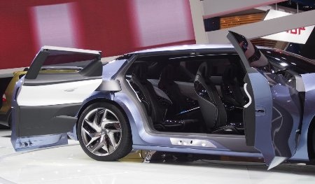 Nissan thử nghiệm thiết kế xe dành riêng cho phái mạnh - 7 Nhật Minh