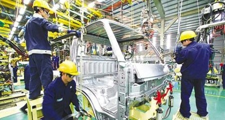 Ôtô 5 chỗ sắp đại hạ giá? - 1 Ôtô 5 chỗ sắp đại hạ giá?