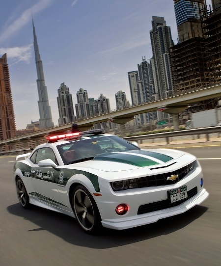 Ấn tượng dàn xe “khủng” của cảnh sát Dubai - 5 Dòng xe cơ bắp Mỹ Chevrolet Camaro SS cũng gia nhập đội xe của cảnh sát