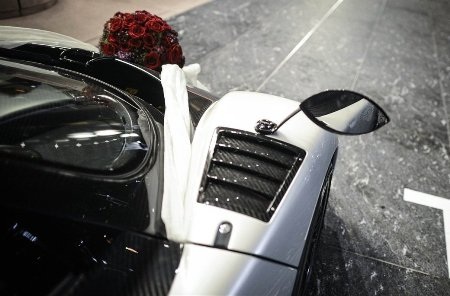 Siêu xe Zonda Cinque lắp động cơ AMG V12 7.3L, cho công suất 678 mã lực và mô-men xoắn 780Nm