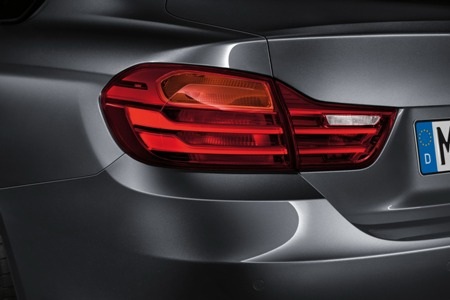 BMW 3-Series Coupe (trên) - 4-Series Coupe (dưới)