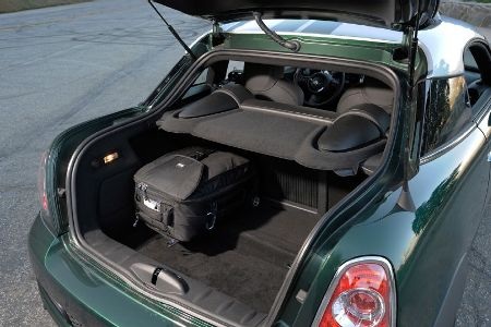 Bé hạt tiêu Mini Cooper S Coupe 2013 - 4 Khoang hành lý phía sau xe
