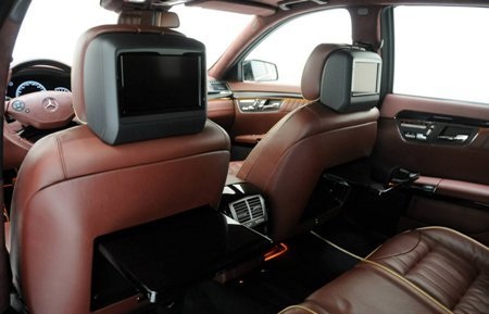 Ngắm Mercedes S600 phiên bản Rồng Brabus - 13 Thảm sàn cũng được trang bị mới