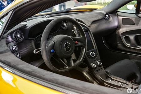 Bộ sưu tập hình nền “ông hoàng tốc độ” McLaren P1 - 10 Trung Đức