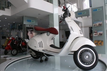 Minat Boyong Vespa 946, Siap-siap Gigit Jari