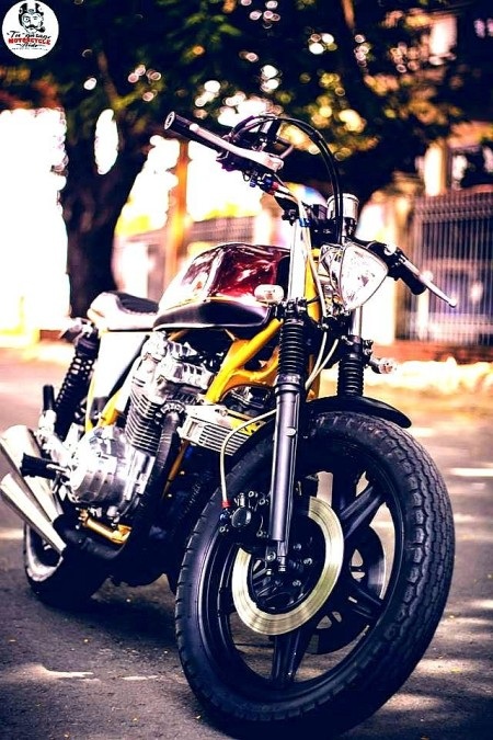 Hai ống xả hoàn toàn mới