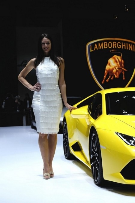 Ngắm người mẫu tại Triển lãm ô tô Geneva 2014 - 20 Phạm Trung Đức