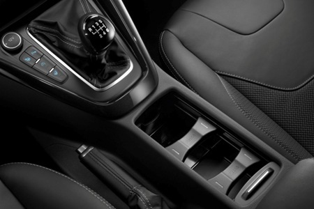 Nhiều thay đổi ở xe Ford Focus phiên bản mới - 21 Ford Focus có nhiều thay đổi ở phiên bản mới