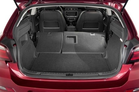 Qoros 3 Hatch - Xe Trung Quốc phong cách châu Âu - 8 Phạm Trung Đức