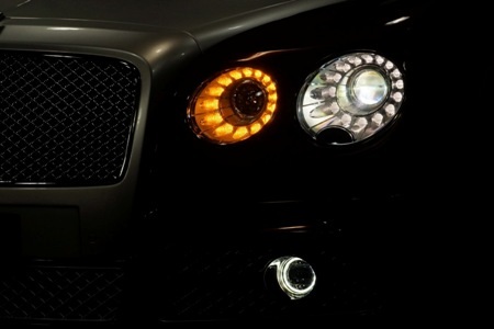 Mansory độ xe Bentley Flying Spur lên gần 900 mã lực - 6 Phạm Trung Đức