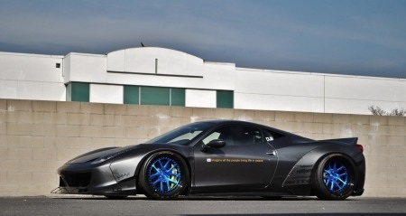 Download trọn bộ hình nền độ phân giải cao mẫu Ferrari 458
Italia bản độ LB Performance