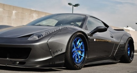 Download trọn bộ hình nền độ phân giải cao mẫu Ferrari 458
Italia bản độ LB Performance