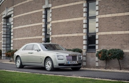 Rolls-Royce chắc chắn sẽ có xe hybrid sạc điện