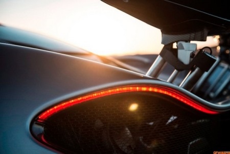 Download trọn bộ hình nền độ phân giải cao bộ sưu tập những
hình ảnh đẹp nhất về McLaren P1