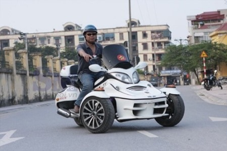 Anh Thắng với chiếc
Can-Am tự chế