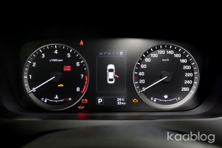 Phanh tay điều khiển điện