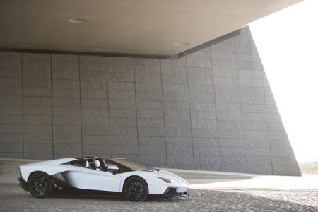 Lamborghini Aventador LP700-4 Roadster