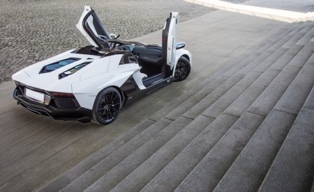 Lamborghini Aventador LP700-4 Roadster