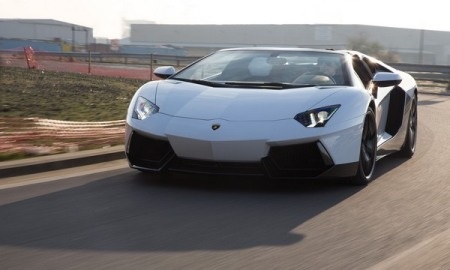Lamborghini Aventador LP700-4 Roadster