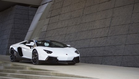 Lamborghini Aventador LP700-4 Roadster