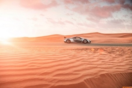 Download trọn bộ hình nền độ phân giải cao bộ sưu tập những
hình ảnh đẹp nhất về McLaren P1