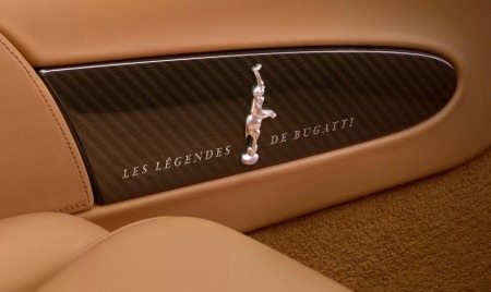 Thêm một phiên bản đặc biệt của Bugatti Veyron