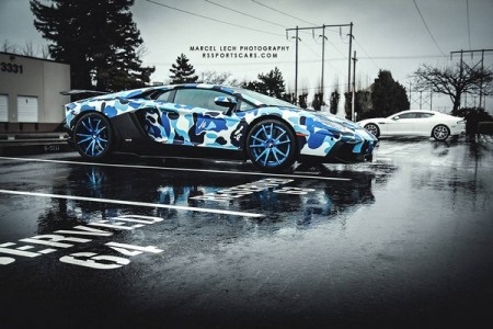 Lamborghini Aventador trong màu áo lạ | Báo Dân trí