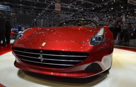 Ferrari trình làng California thế hệ mới - 12 Phạm Trung Đức