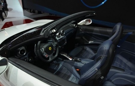 Ferrari trình làng California thế hệ mới - 15 Phạm Trung Đức