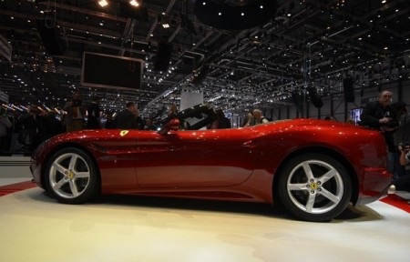 Ferrari trình làng California thế hệ mới - 18 Phạm Trung Đức