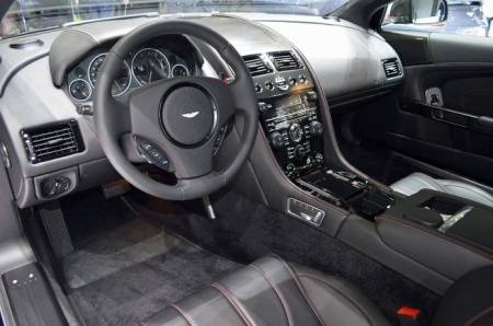 Aston Martin giới thiệu phiên bản đặc biệt của xe DB9 - 6 Hội An