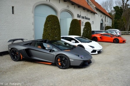 Download trọn bộ hình nền độ phân giải cao