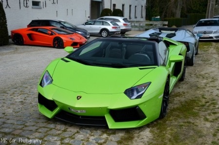 Download trọn bộ hình nền độ phân giải cao