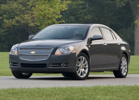 GM liên tiếp ra thông báo triệu hồi xe